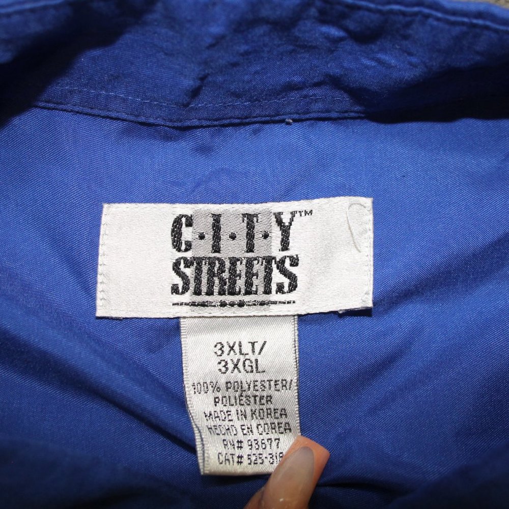 button up - Picture 3 of 3